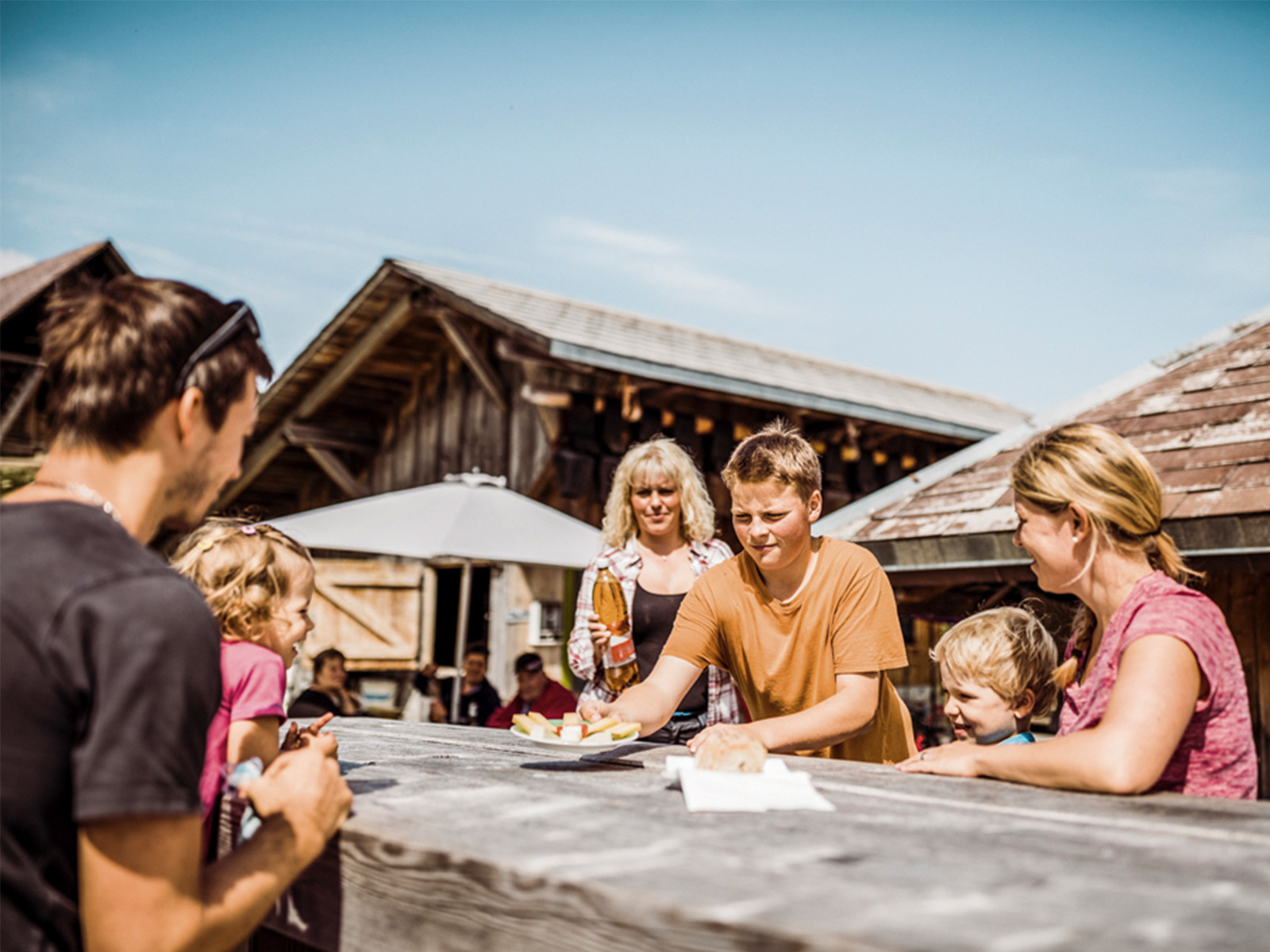 Aktivitäten Ausflüge Angebote für Familien Naturpark Gantrisch Bern Berner Voralpen Alp Bire (c) Switzerland Tourism-BAFU