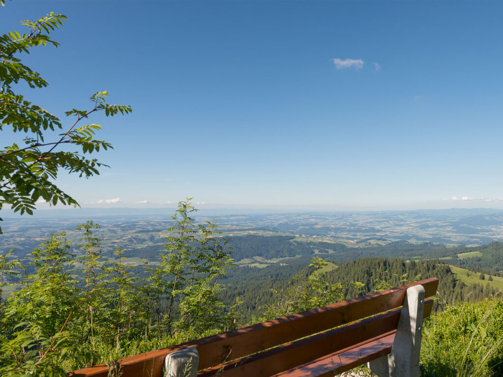 Panoramaweg Gurnigel Wanderung Naturpark Gantrisch Berner Voralpen Bern Schwarzsee