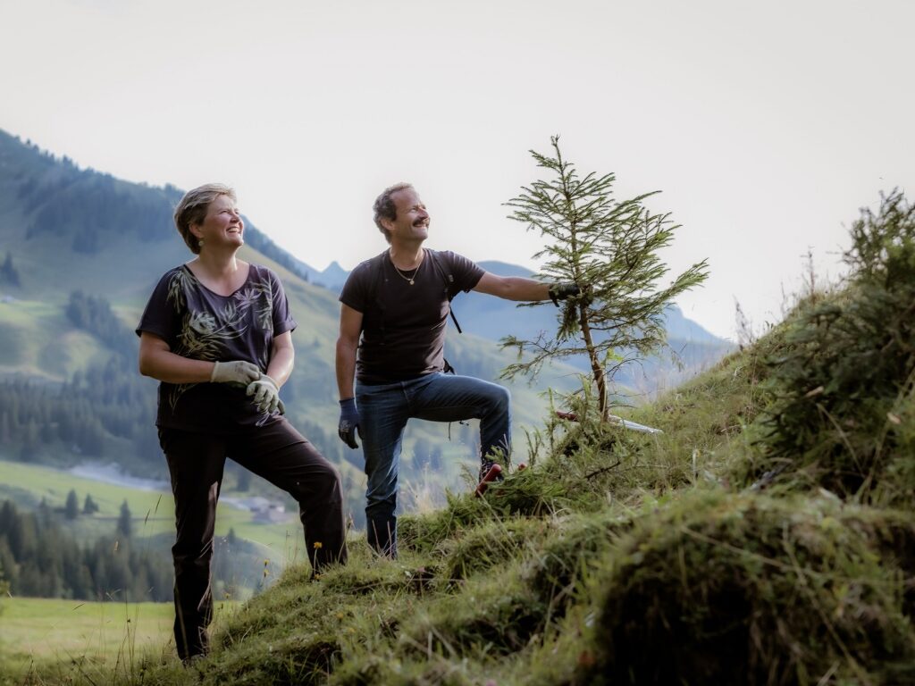 Natureinsatz auf der Alp im Naturpark Gantrisch