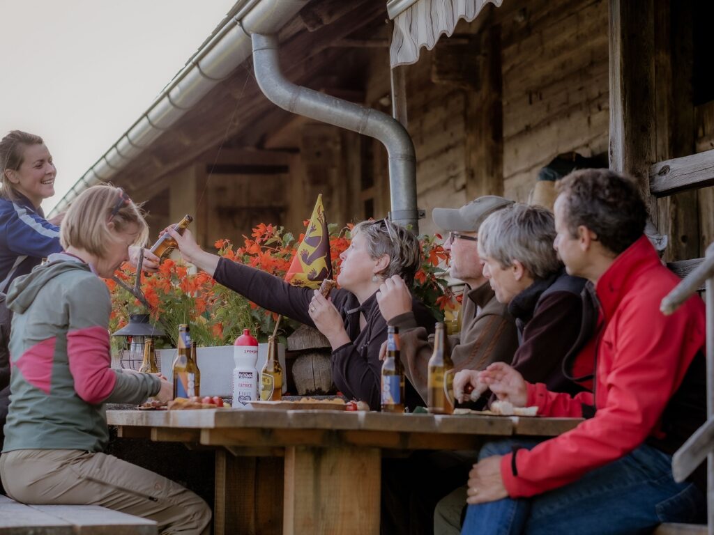 Natureinsatz auf der Alp im Naturpark Gantrisch