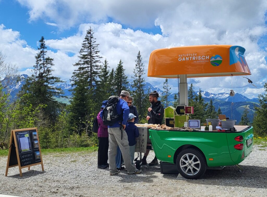 Infomobil zum Thema Nachtdunkelheit im Einsatz