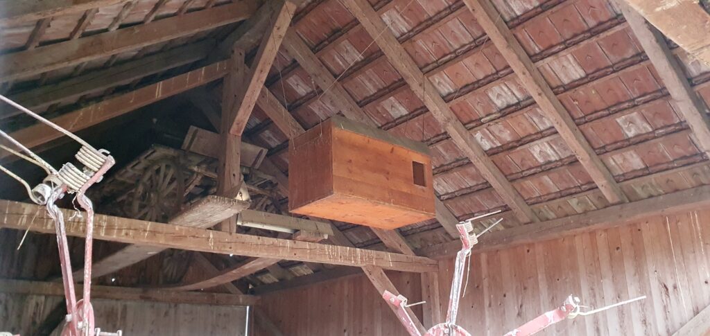 Burgistein Nistkasten für Schleiereulen Mardersicher